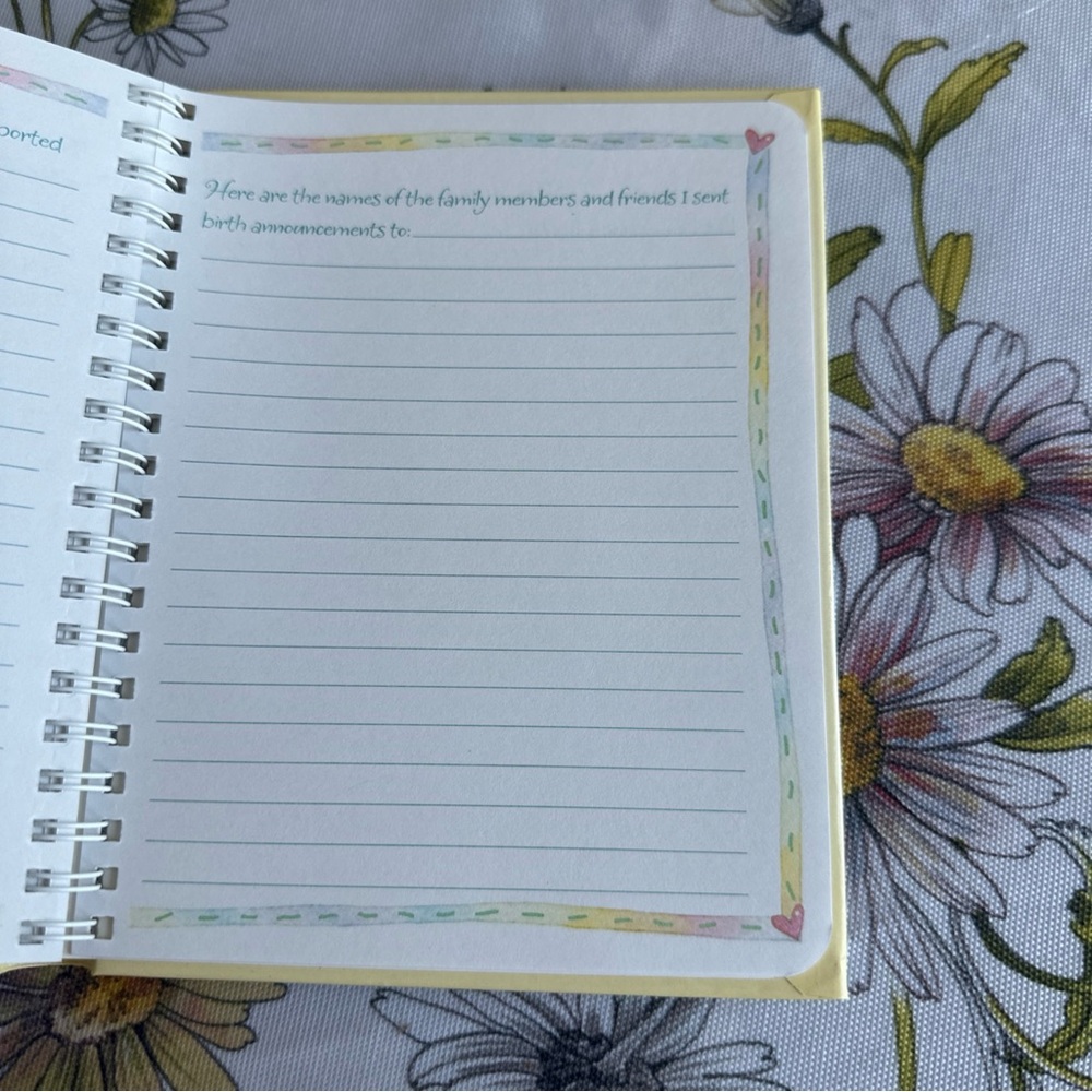 Hallmark Before baby arrives a mother‘s pregnancy journal book. A memory book - Picture 7 of 15
